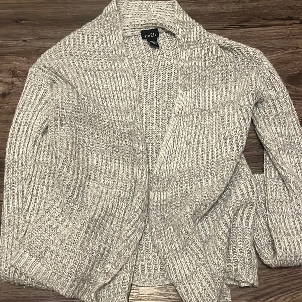 Grey rue21 cardigan
